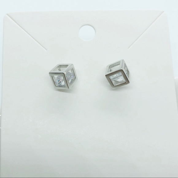 Square Cube Earrings - Picture 2 of 10